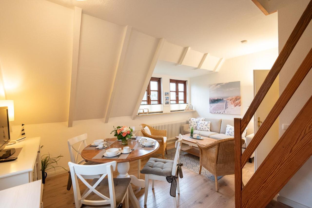 Apartment Haus Mittelstr Whg 3 Og Links