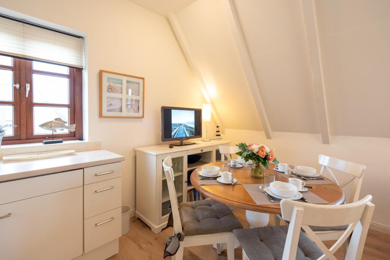 Haus Mittelstr Whg 3 Og Links Westerland